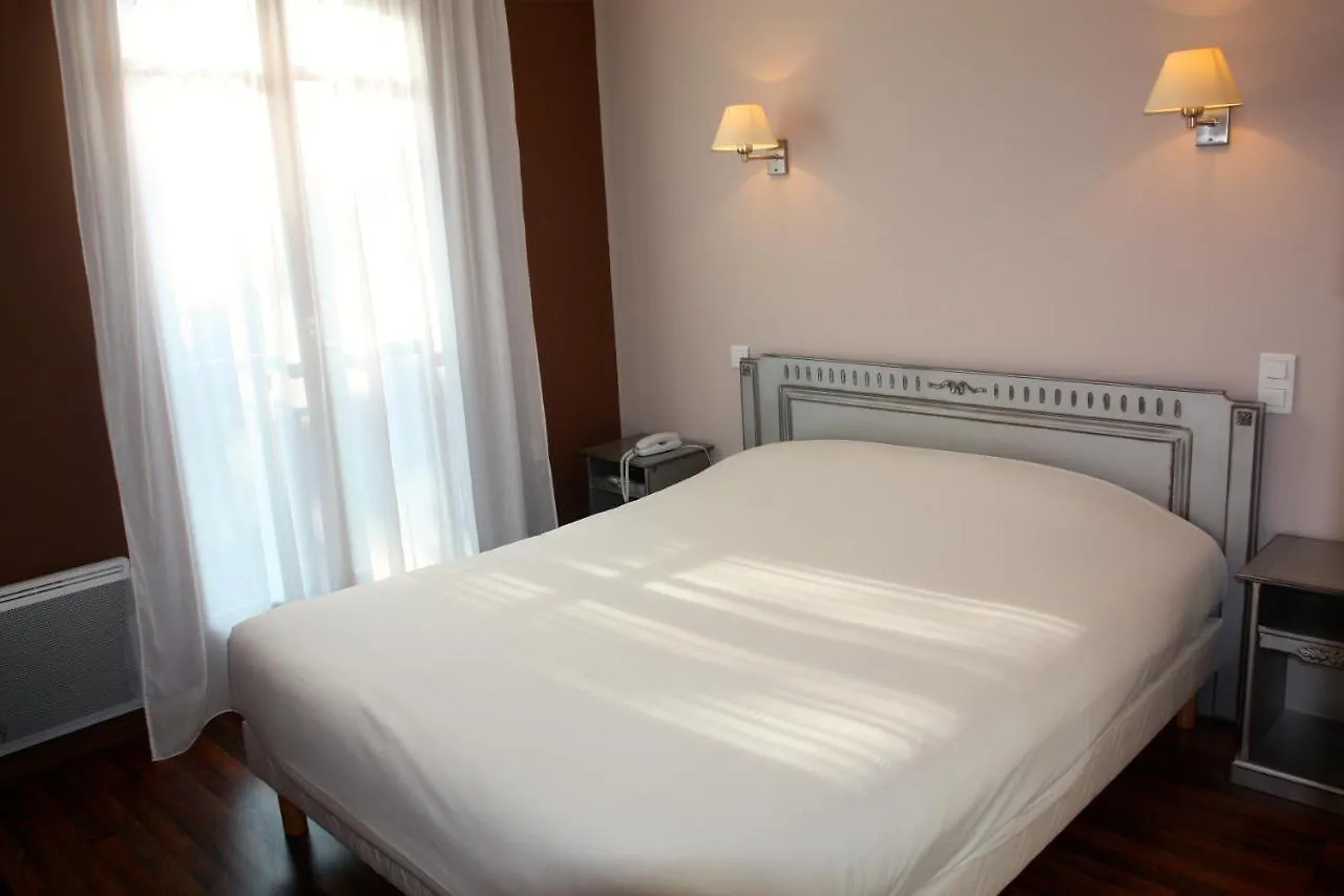 Logis - Hotel Restaurant Du Parc Cransac France